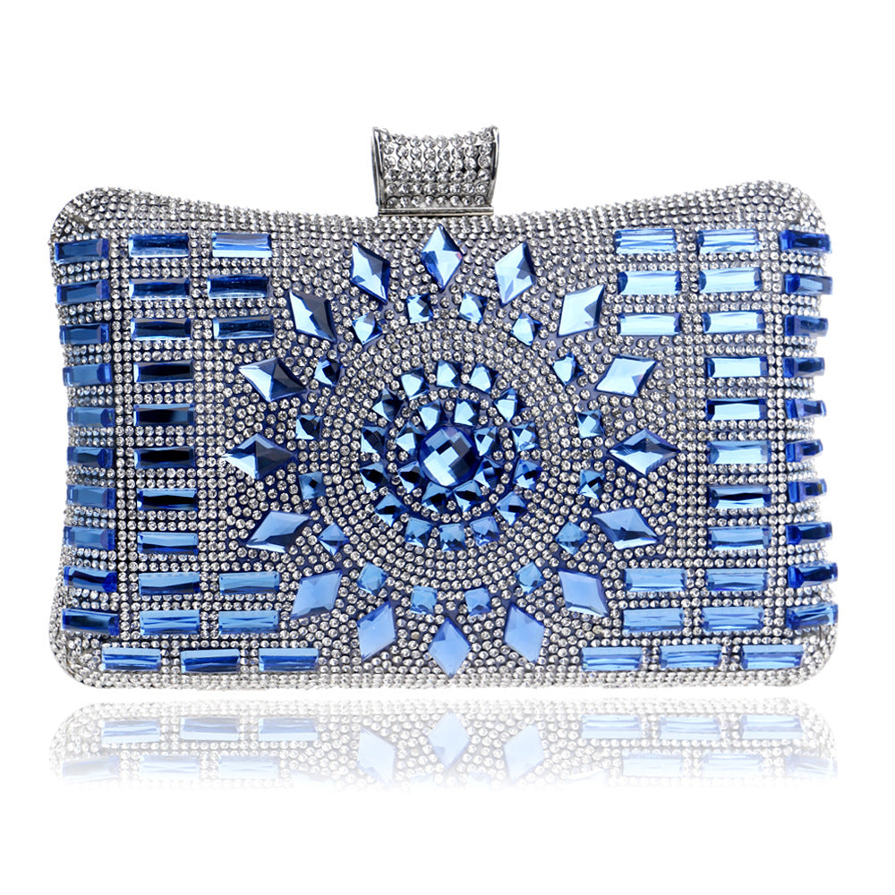 Women's cheongsam luxury diamond dinner bag with sparkling embellishments and a compact rectangular design