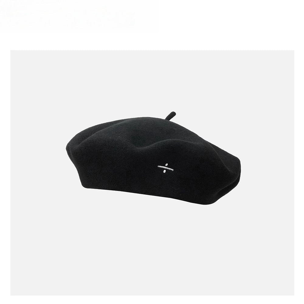 Women's oversized wool-blend beret painters cap in a classic rounded design