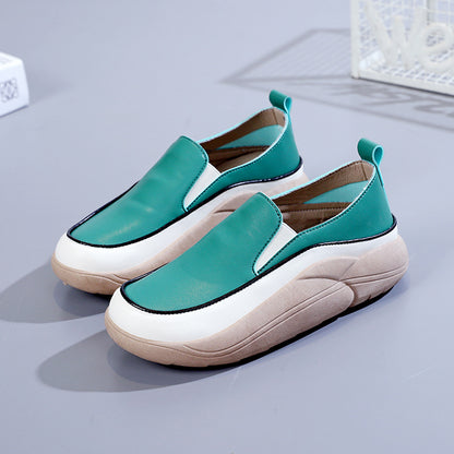 Black Luxe Comfort Leather Loafers by BACKUPMYFILESNOW® with smooth leather upper and classic slip-on design.