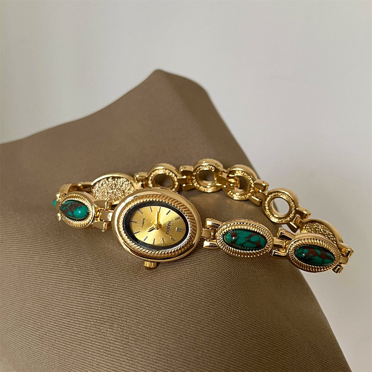 Women's agate bead bracelet watch with round watch face and beaded band