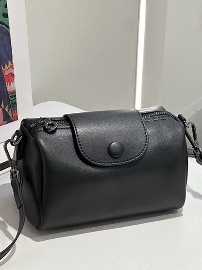 Urban minimalist leather work desk organizer shoulder crossbody bag in a versatile light luxury design