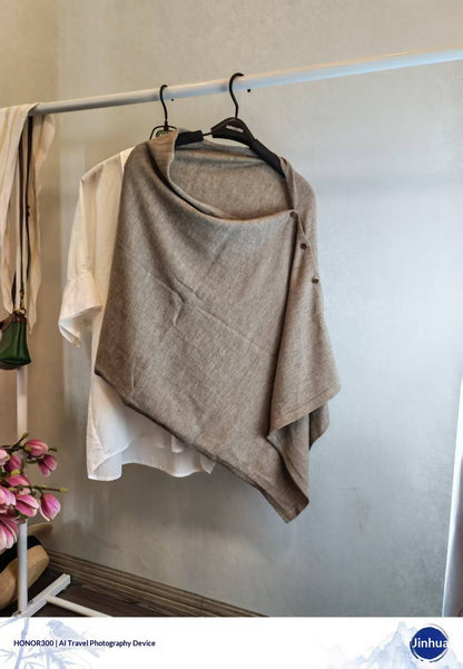 Versatile slouchy knit vintage women's shawl with a sophisticated design