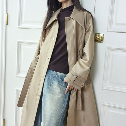 Women's vintage mid-length leather-patchwork trench coat in a high-end design