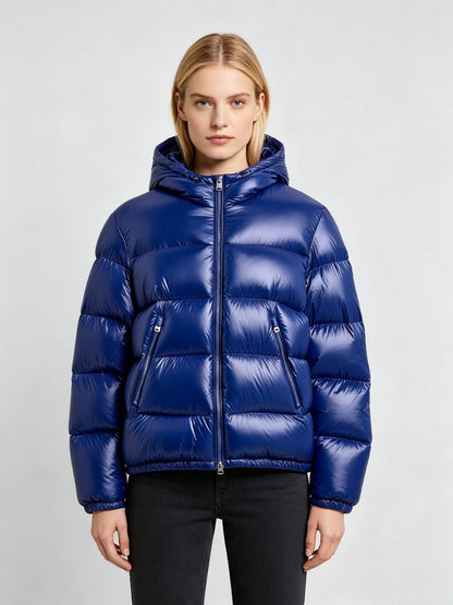 Women's thickened winter sports jacket in a warm, durable design for outdoor activities