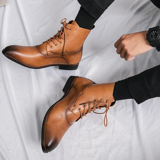 Men's British-style height-increasing pointed-toe leather boots in black with a polished finish