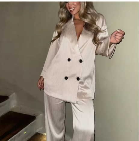Wrinkled Suit Jacket and Casual Pants Set