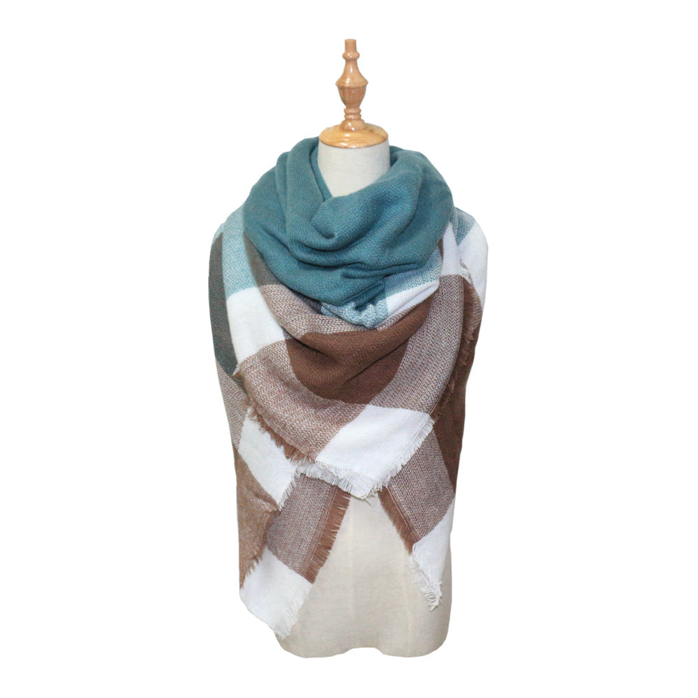 Plaid-print versatile neck scarf shawl in a classic checked pattern