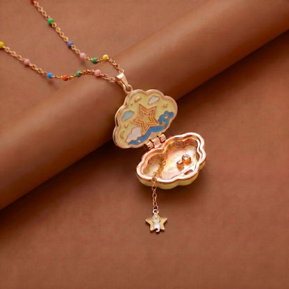 Cloud-shaped open-and-close pendant necklace by My Store