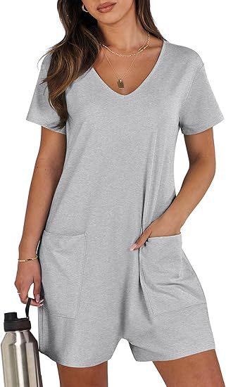 Women's summer casual sleeveless round-neck jumpsuit with short legs, belt, and pockets