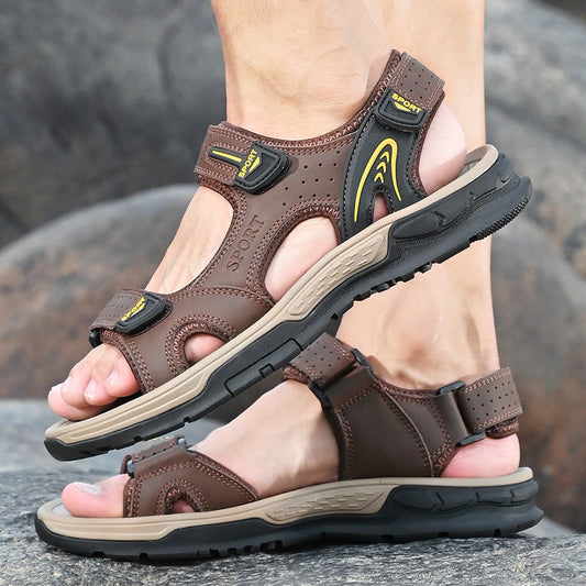 Lightweight outdoor beach open-toe sandals for men in a casual design