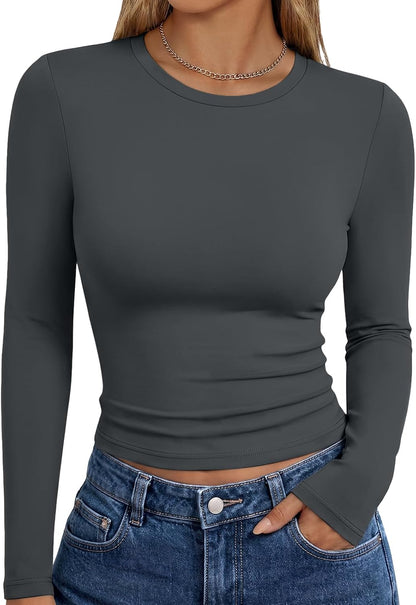 Trendy Queen women's long sleeve T-shirt with fall fashion Y2K style, basic casual top, suitable for fall season wear.