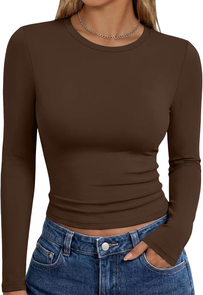 Trendy Queen women's long sleeve T-shirt with fall fashion Y2K style, basic design, perfect for casual fall outfits.