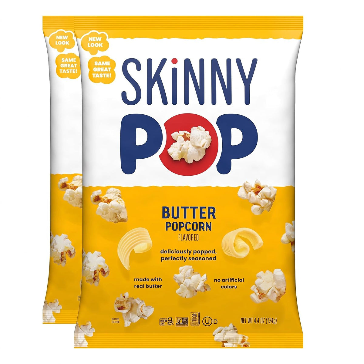 BACKUPMYFILESNOW® SkinnyPop White Cheddar gluten-free popcorn in an 8 oz bag, showcasing the cheesy snack with whole grain ingredients