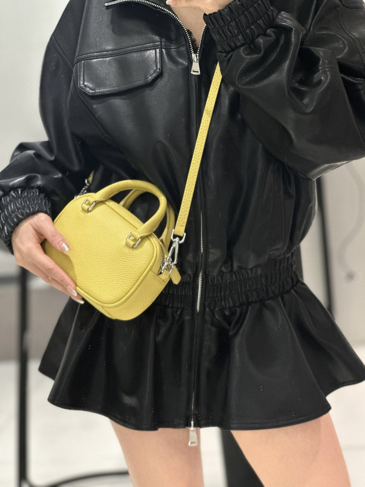 Light luxury women's cowhide mini handbag, elegant tote with single shoulder and crossbody strap