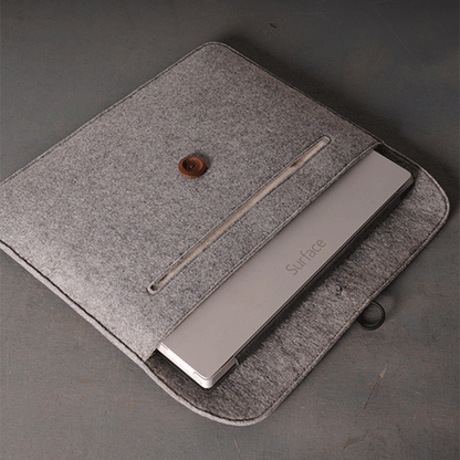 Felt laptop and tablet computer bag compatible with Apple MacBook devices