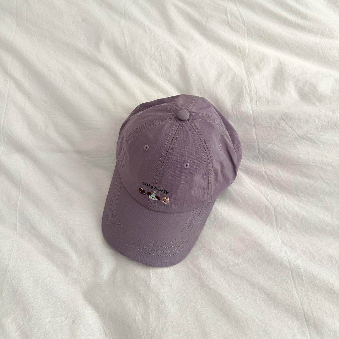 Outdoor casual preppy-style baseball cap in versatile design