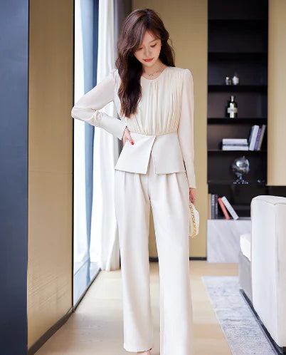 Elegant Round Neck Pleated Top for Women