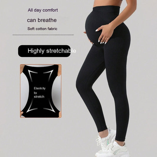 Pregnant women’s seamless belly support outerwear yoga pants, full-length maternity leggings in black