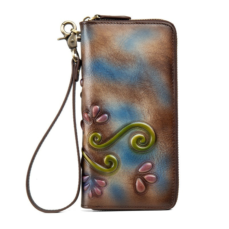 Women's retro casual zipper wallet in brown faux leather with multiple card slots and compartments
