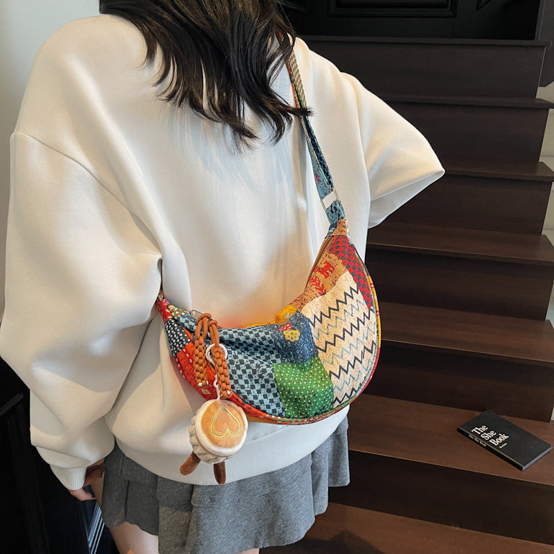 Textured personalized fabric single-shoulder crossbody bag in a casual fashionable style
