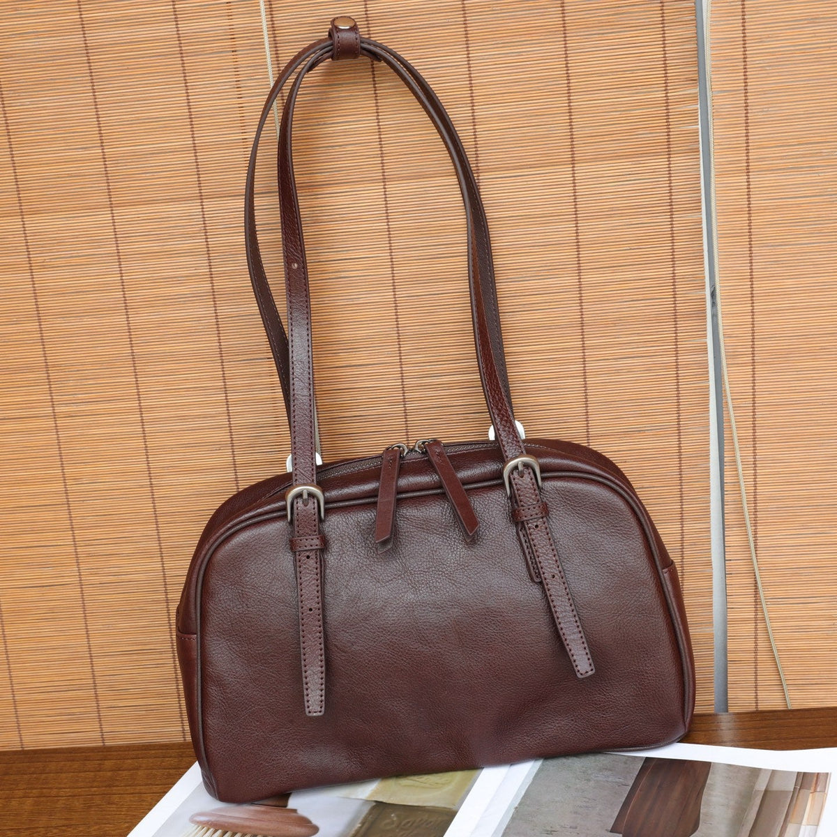 Top-grain tree gum cowhide bowling bag, large handheld crossbody commuter underarm women's bag