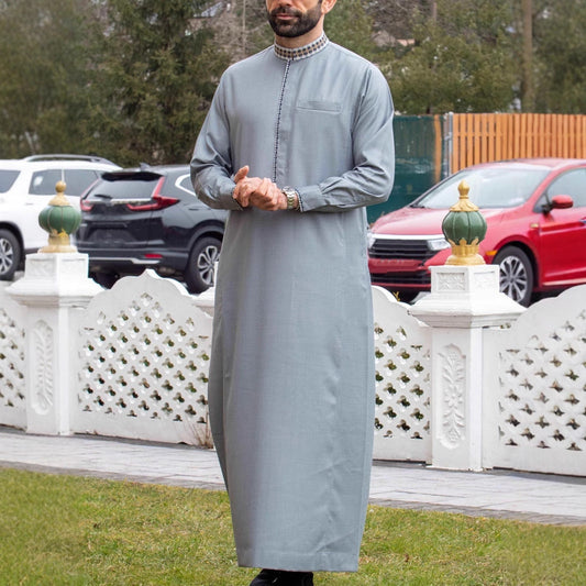 Muslim men's loose lapel fashion robe in a traditional long garment style
