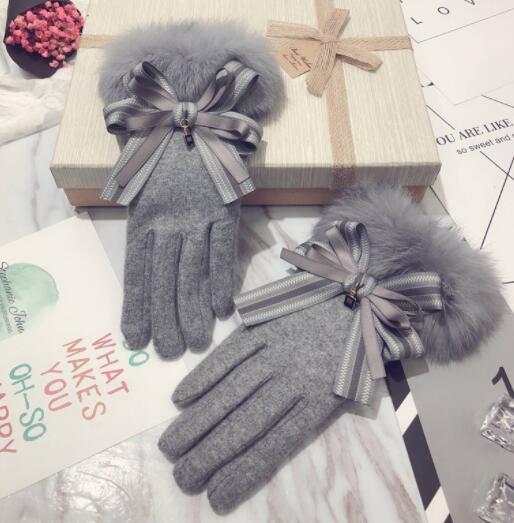 Cute warm touch screen thickened gloves in a soft, insulated design for cold weather hands