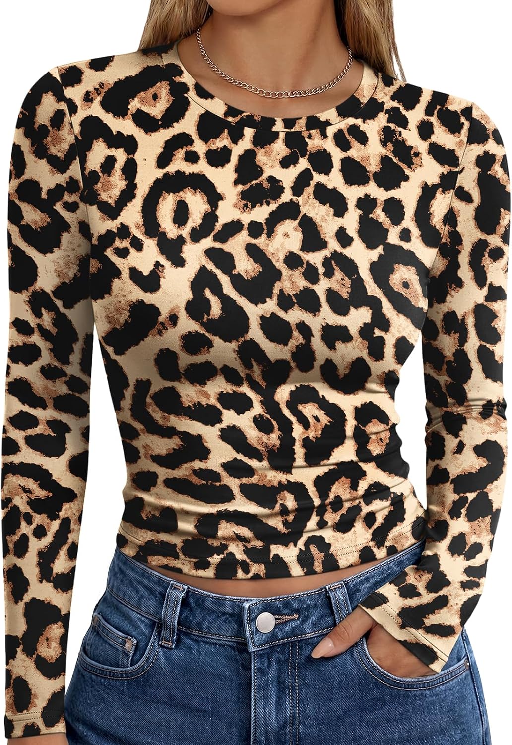Trendy Queen women's long sleeve T-shirt in fall fashion, Y2K style, featuring a basic, casual design for trendy fall outfits.