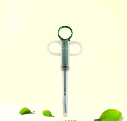 Pet medicine pills feeder device for administering deworming medication to dogs and cats