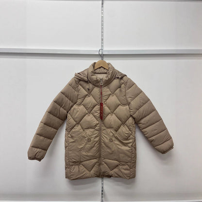 Mom winter thick cotton clothing short jacket in a simple design
