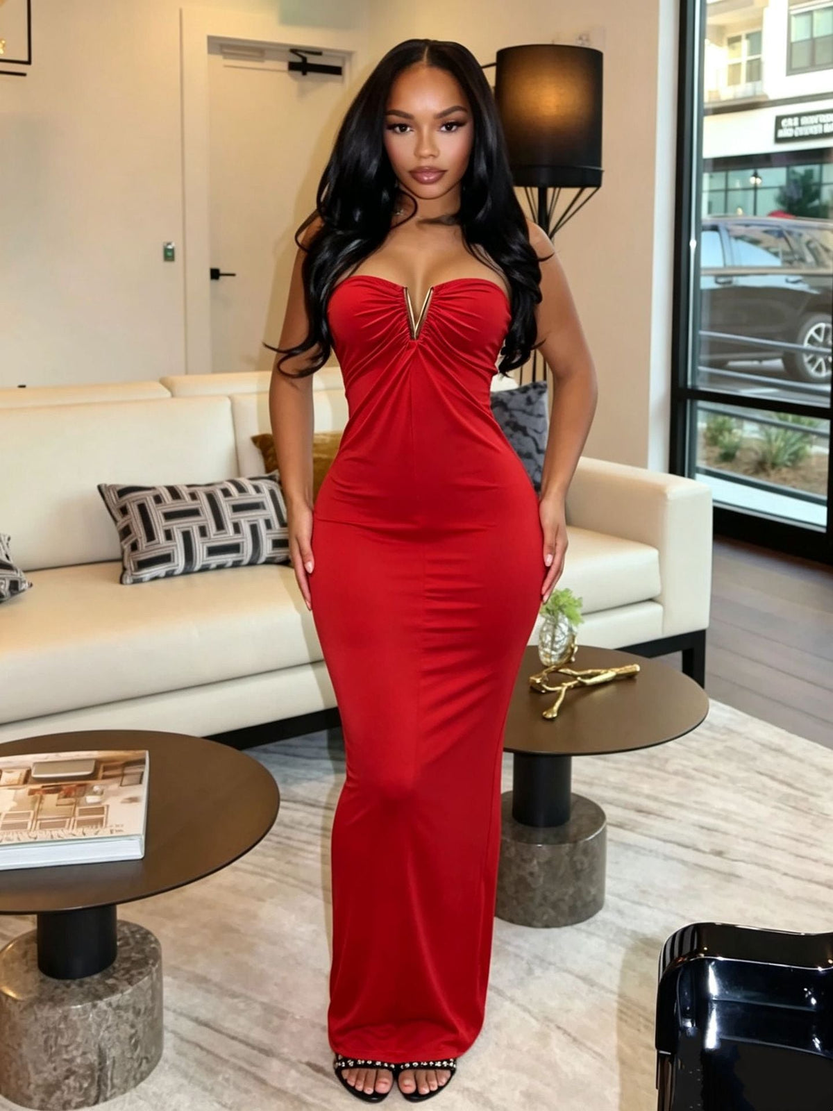 Strapless V-clasp embellished dress with sparkling details, front view