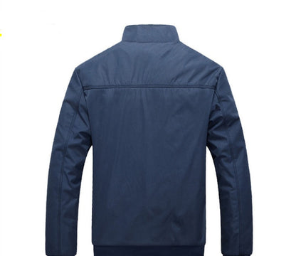 Men's casual jacket outerwear sportswear in a versatile design