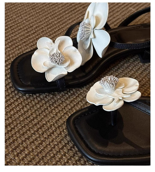 Women's French floral one-strap soft leather sandals with open toe, fairy style for spring and summer beachwear