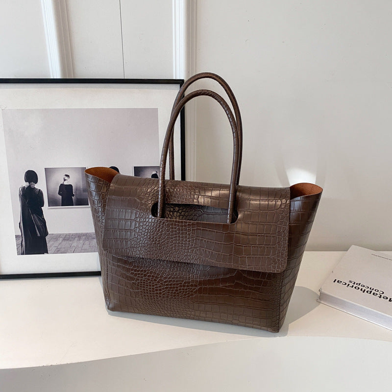 Stone pattern large capacity handbag with spacious interior and structured design