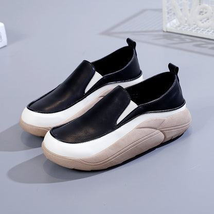 BackupMyFilesNow Luxe Comfort Leather Loafers in black, showcasing smooth leather and classic slip-on design.