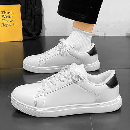 Men's casual lightweight soft-soled sneakers in a comfortable everyday style