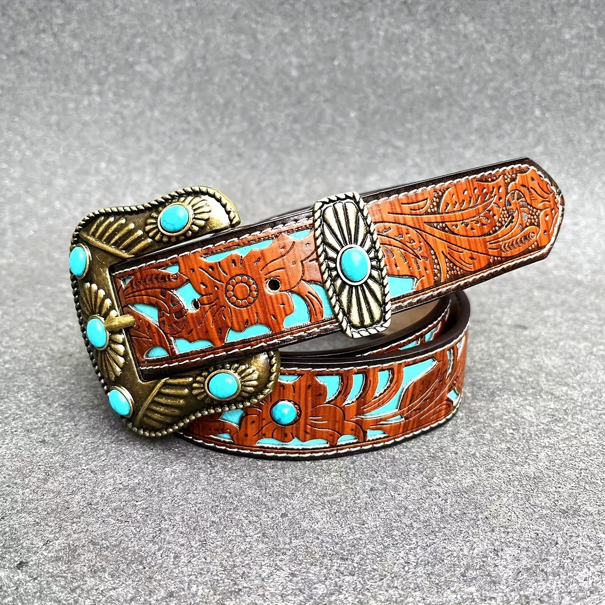 Western style turquoise carved leather belt with versatile spring, summer, autumn and winter design
