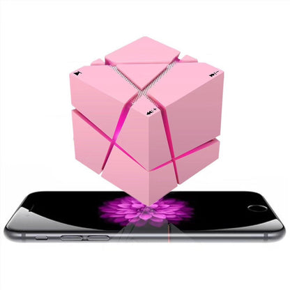 Cube Q1 wireless Bluetooth HiFi small speaker in compact cube design
