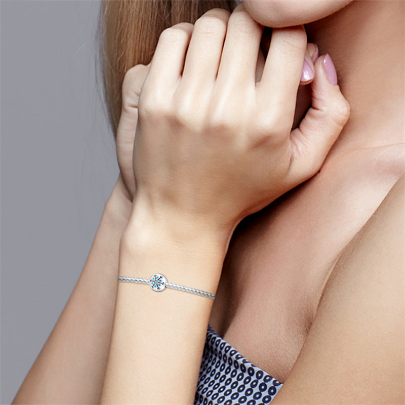 Simple versatile bracelet accessories with secure clasp bead by My Store