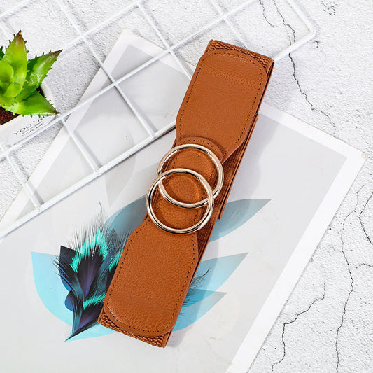 Casual stretchy fashion decorative belt with snap buckle, close-up view