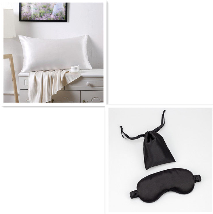 Double-sided 100% silk pillowcase, 19 momme, shown in a smooth close-up view