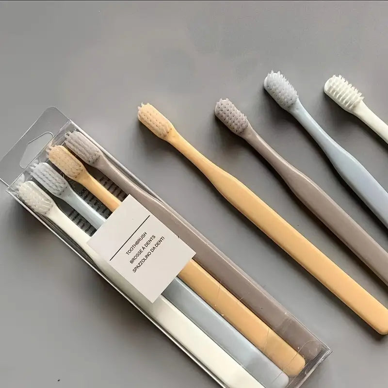Gentle Clean Adult Toothbrush Set (4-Pack)