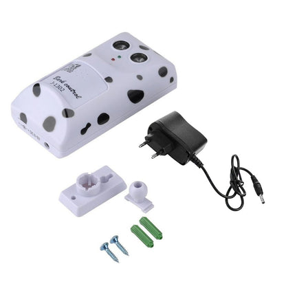 High-power anti-barking dog repeller device in compact handheld design