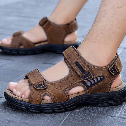 Men's outdoor openwork casual sandals with breathable cutout design and sturdy sole