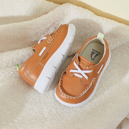 Boys' small leather shoes in a classic design by My Store