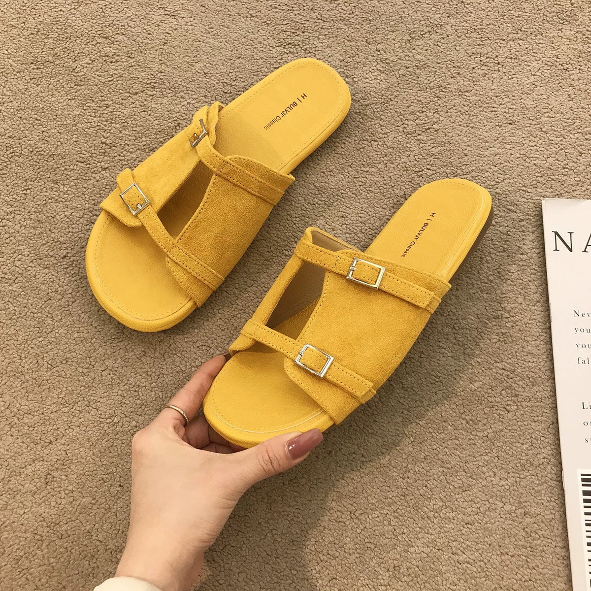 Summer outdoor retro flat-heeled sandals in a new style by My Store