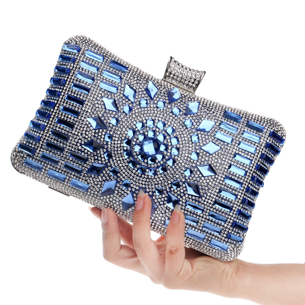 Women's luxury diamond cheongsam dinner bag, embellished with sparkling rhinestones and a compact handle