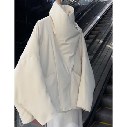 Women's short cotton coat with large lapel and warm outerwear design