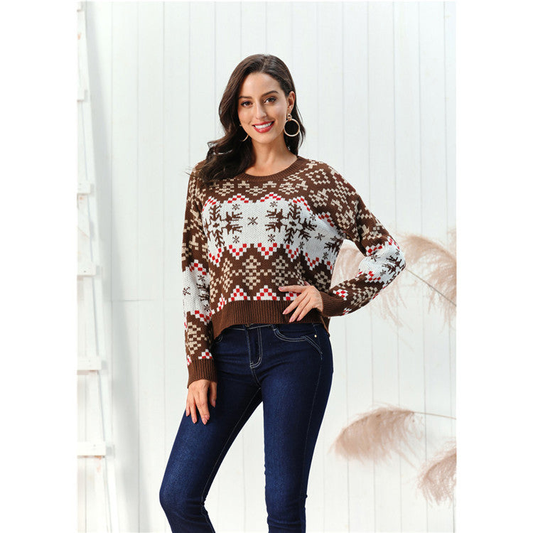 Women's Christmas pullover round-neck snowflake sweater in festive knit design