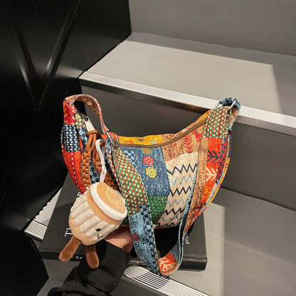 Textured personalized fabric single-shoulder crossbody bag in a casual fashionable design